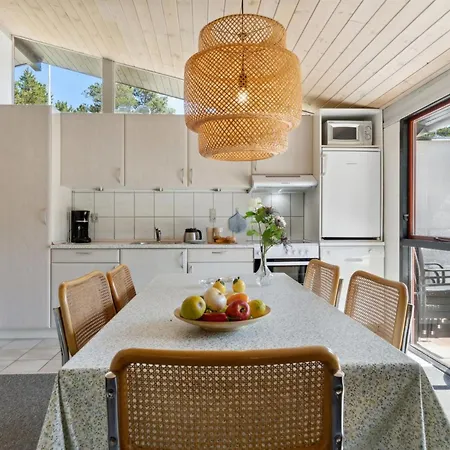 Nyaraló Nila - 750m From The Sea By Interhome