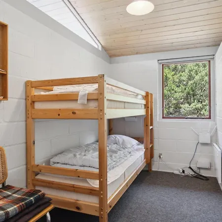 Nila - 750m From The Sea By Interhome *